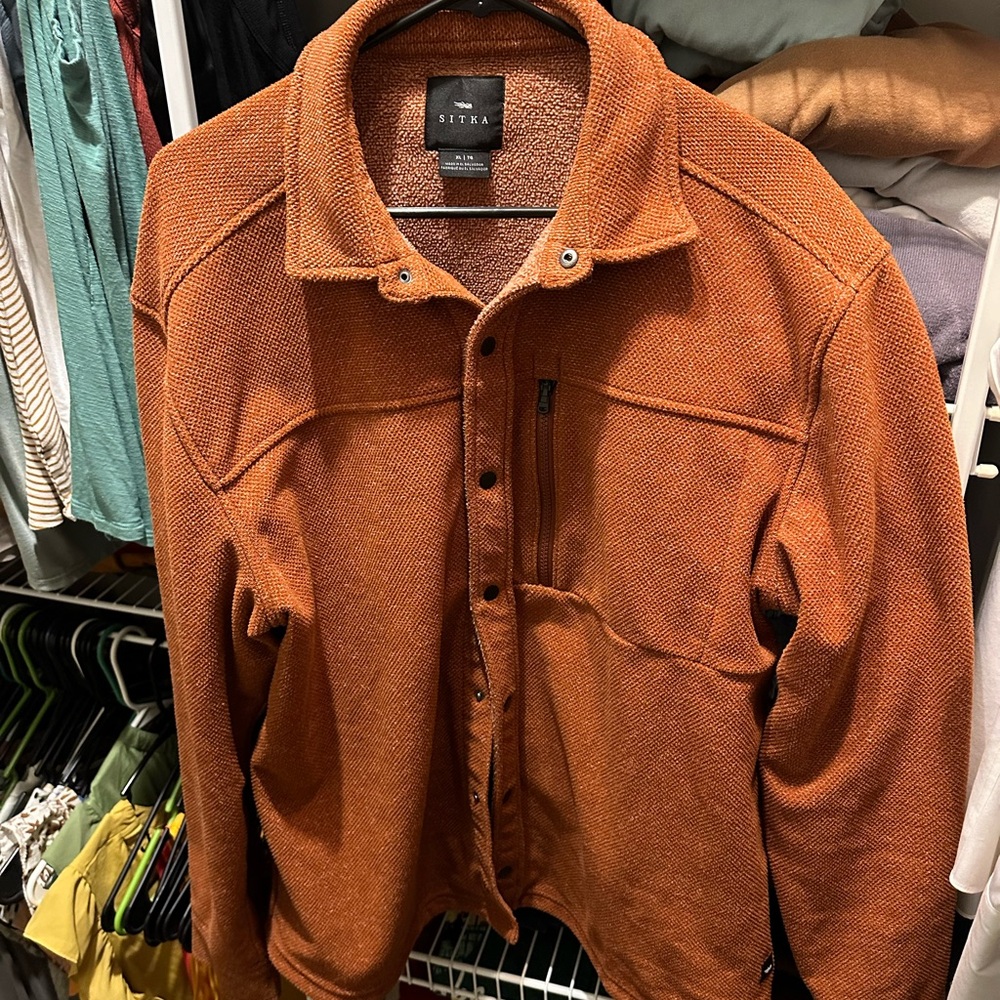 Like new men’s Sitka gear snowcrest snap shirt